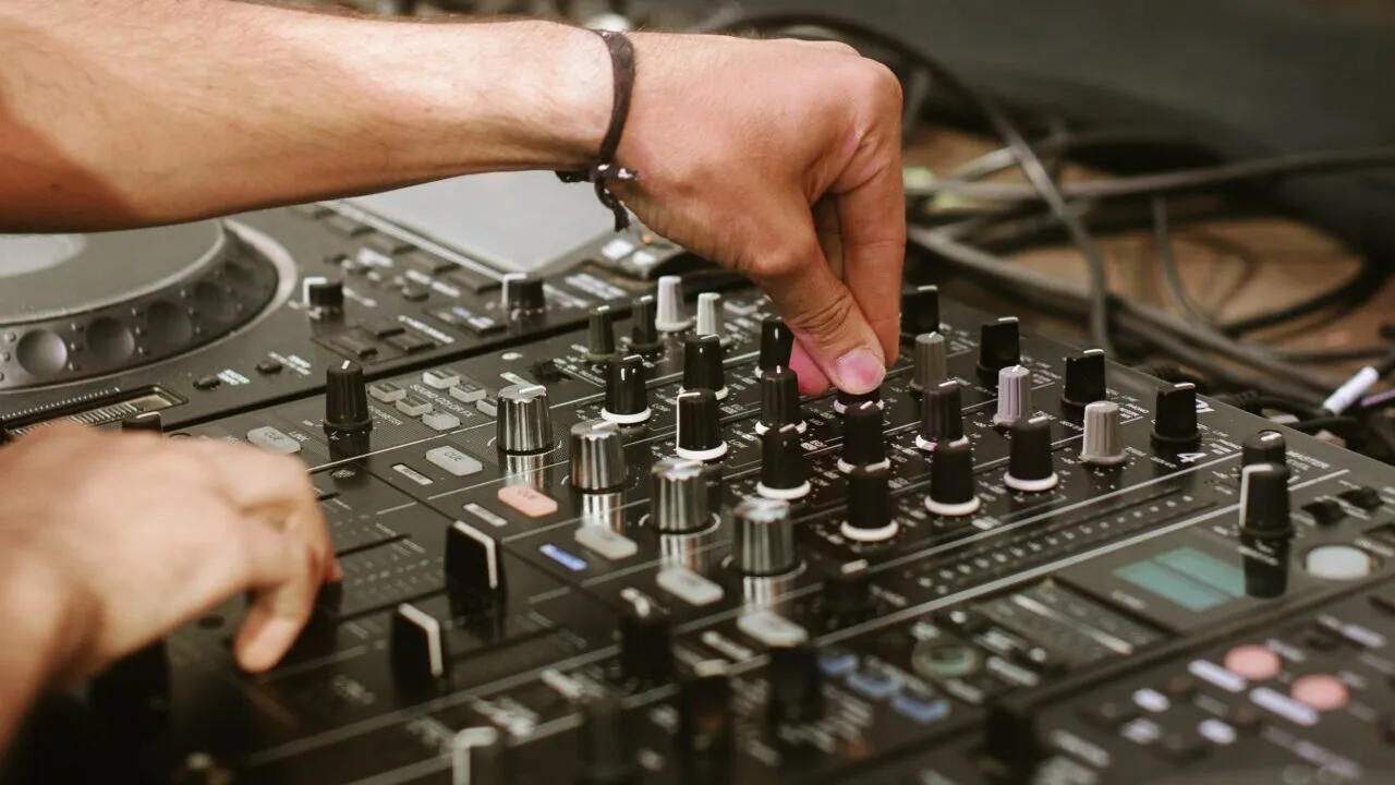 dj set