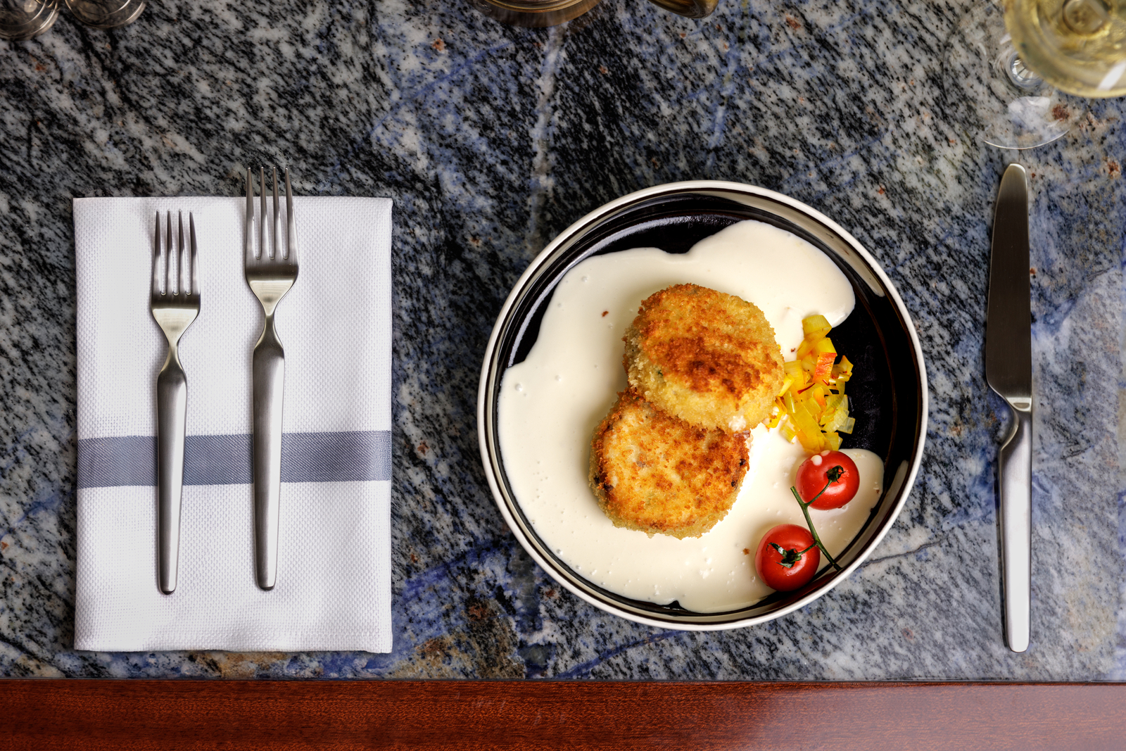 WG-Restaurant-FB-0552-Edit-V1_1-1600×1067-bfeb66e Crab cakes at bonnie vie!